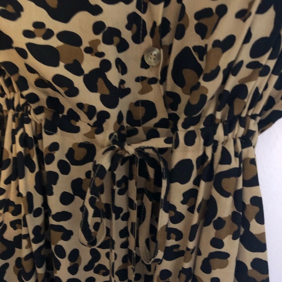 Dress - Picture 4 of 4